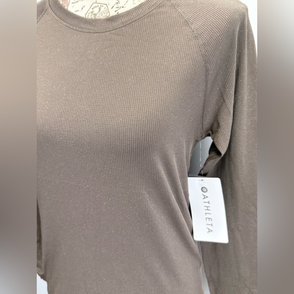 ATHLETA Taupe shimmer MOMENTUM seamless Long Sleeve Top size M - Picture 8 of 16